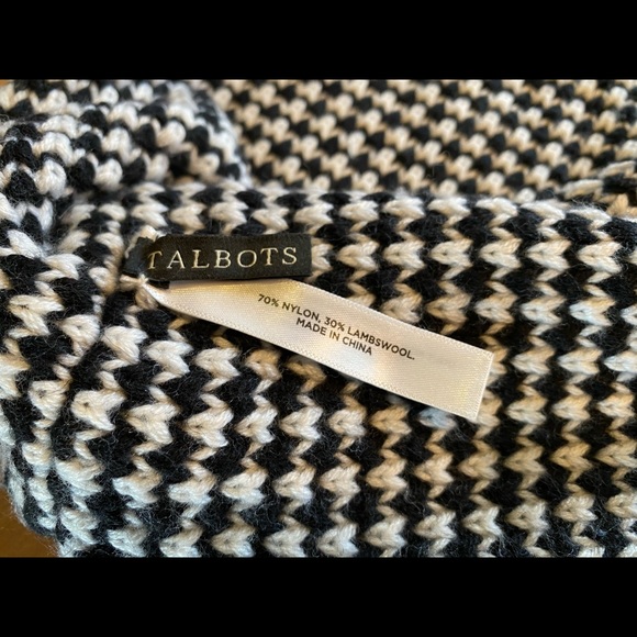 Talbots Infinity Scarf - Picture 3 of 3